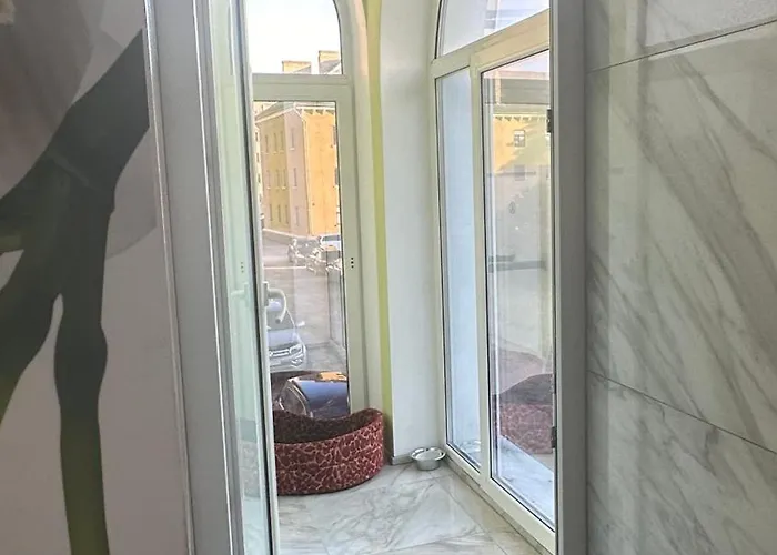 Kairos Apartment